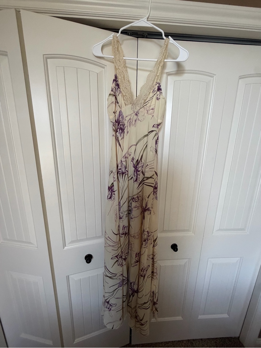RESA Cream Maxi Dress with Purple Floral Print and Lace Trim - Picture 3 of 5